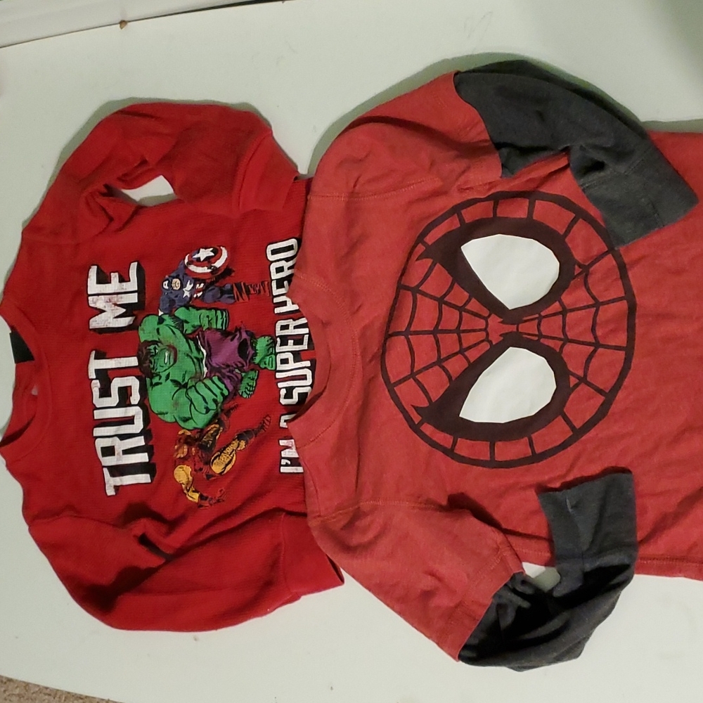 Marvel  kids 5T Avengers red long sleeve T-shirts